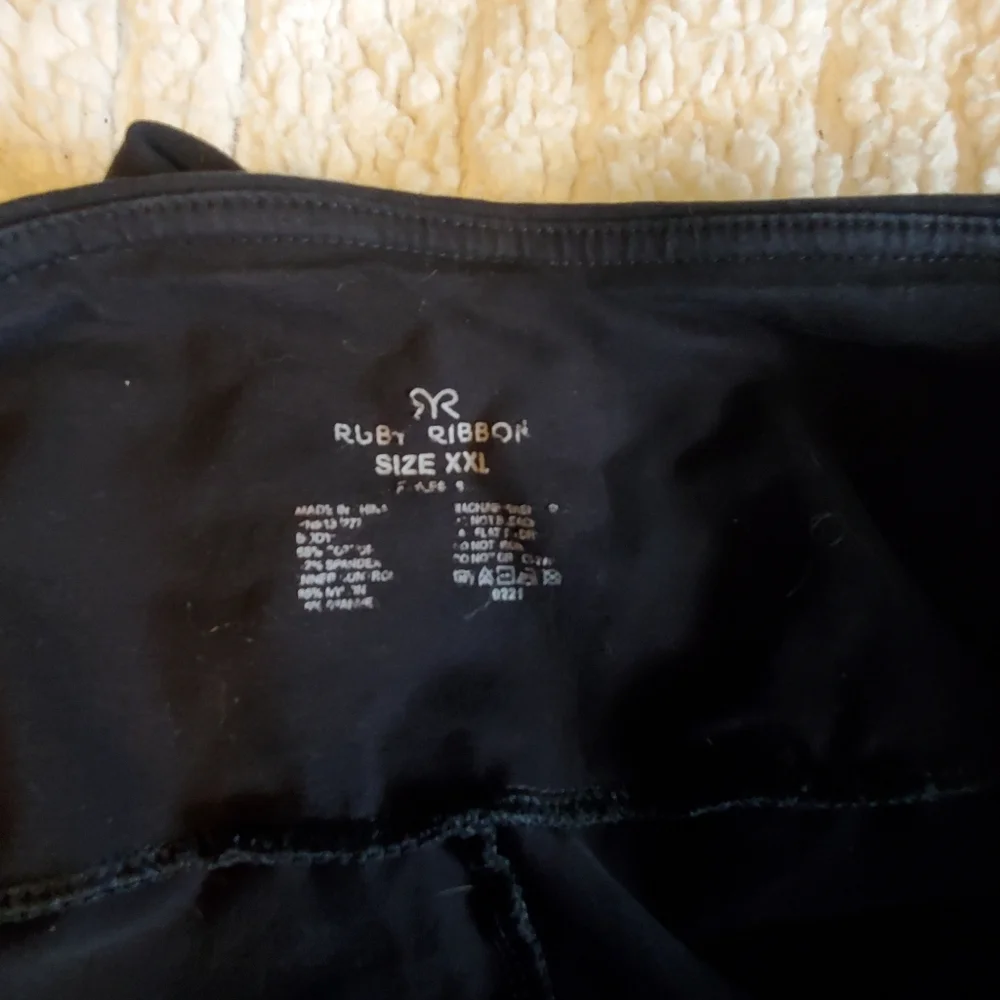 Ruby Ribbon Pants - Picture 4 of 4